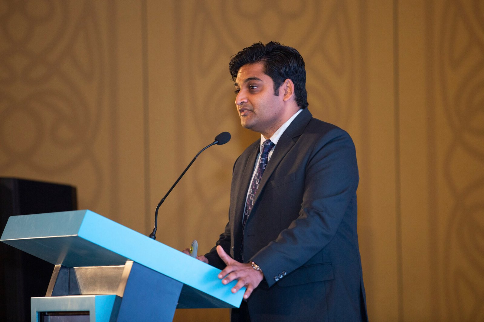 Piyush Dubey <br> <br> <span style="font-size: 16px;color: #fff">Partner <br> Kearney</span>